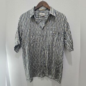 Camping Moda 100% silk shirt sleeved button up shirt men's large